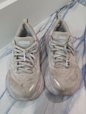 Hoka Bondi 8 All White Sneakers (Wide)